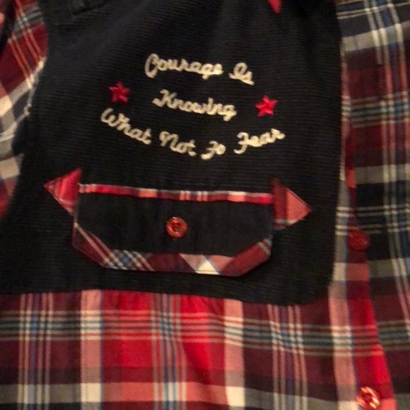 Button downs - Picture 6 of 8